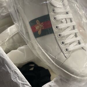 Gucci White and Green Sneakers